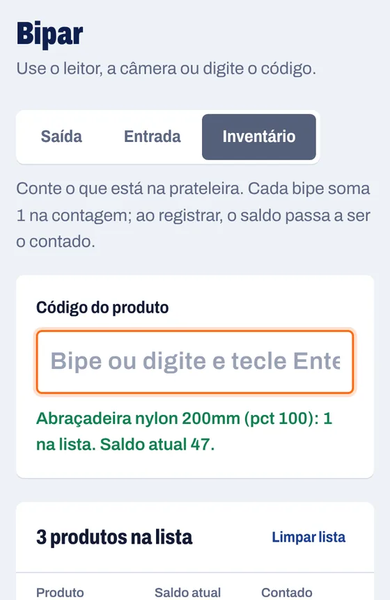 Tela de inventário no celular com produtos bipados